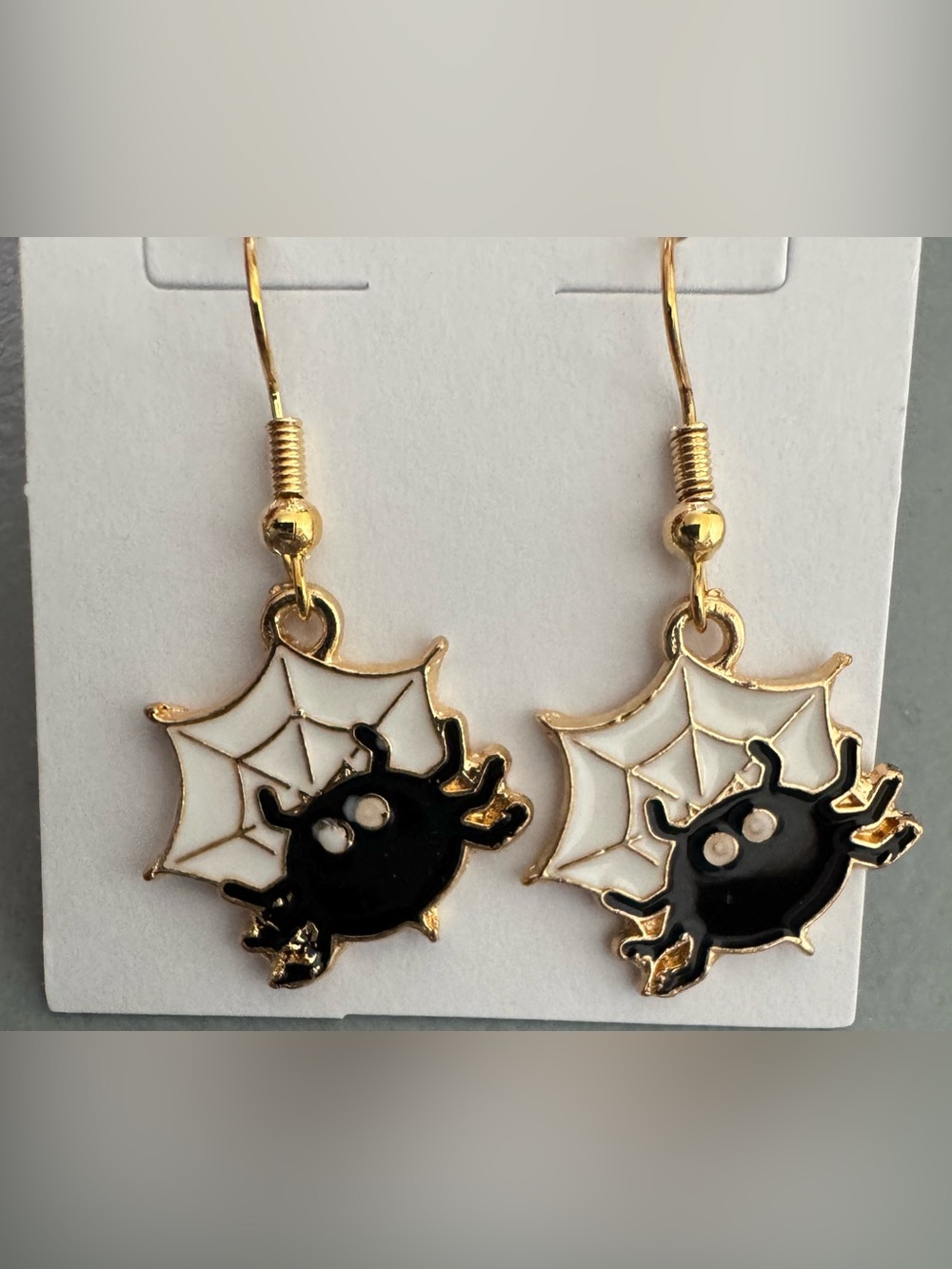 Gold-Tone Black & White Spider Web Drop Earrings enamel Halloween fun
